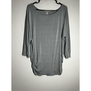 Zénana Outfitters Women’s Gray Rushed Top 3/4 Sleeve Size XL